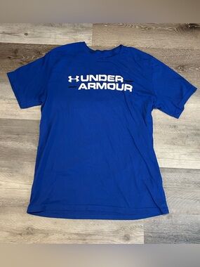 Men’s XL Loose Fit Heat Gear Blue Under Armour Short Sleeve T Shirt